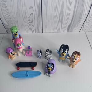 Bluey & Friends- Unicorn,Skate, Scooter, Costume, Muffin Bandit, Chilli, Bingo